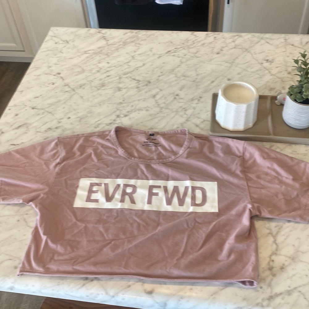EVR FWD CROP TOP